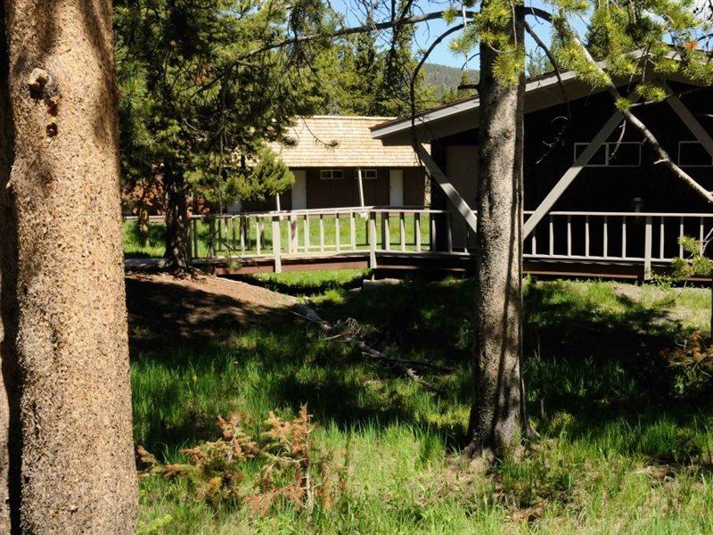 Lake Lodge Cabins Bagian luar foto