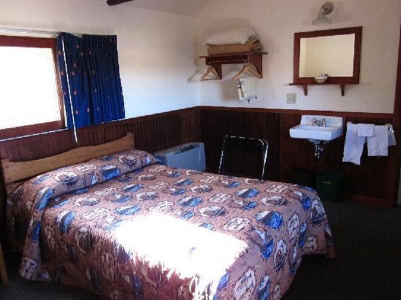 Lake Lodge Cabins Bagian luar foto